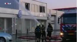 VIDEO – Grote brand bij VW-dealer featured image