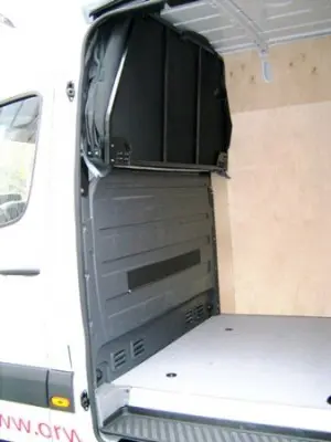 Slapen in een bestelauto met de Veap Overnightsleeper featured image