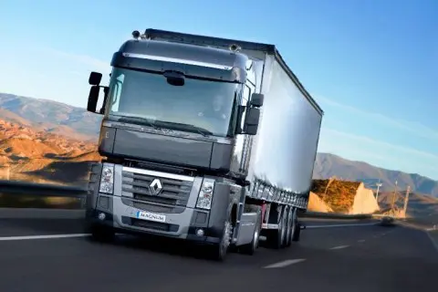 Laatste twee Renault Magnums geleverd featured image