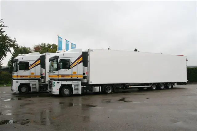 Van Eck levert 10 mega koeltrailers met FRC featured image