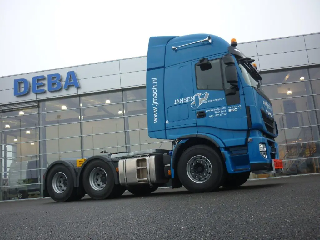 Speciale Iveco Stralis voor Jansen Machinehandel featured image