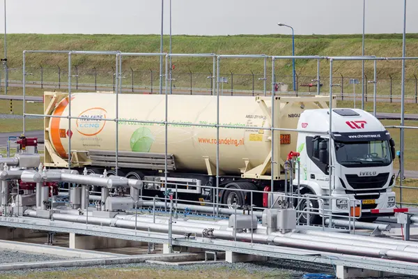Eerste LNG tankwagen geladen bij Gate terminal featured image