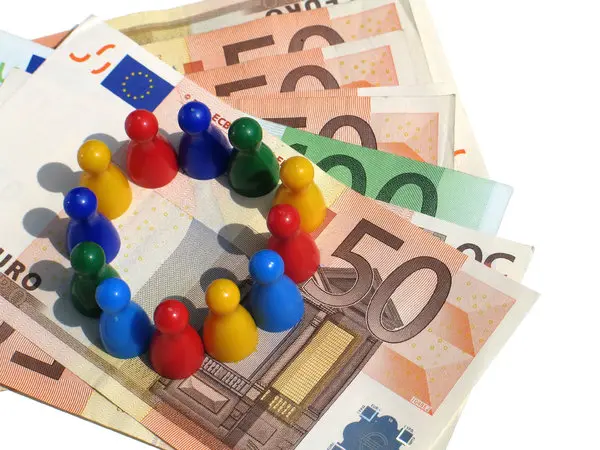 ‘Truckkartel kan vier miljard euro boete krijgen’ featured image