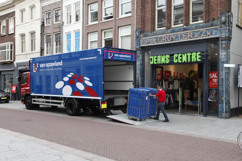 Van Opzeeland doet distributie voor Bever featured image