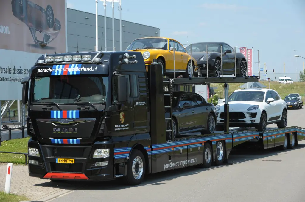 06-MAN-Porsche-Centrum-Gelderland