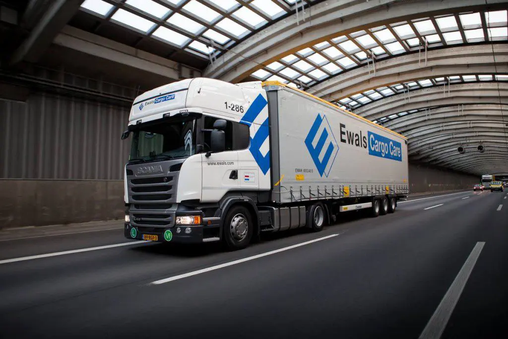 VIDEO – FNV nagelt autotransport aan de schandpaal featured image