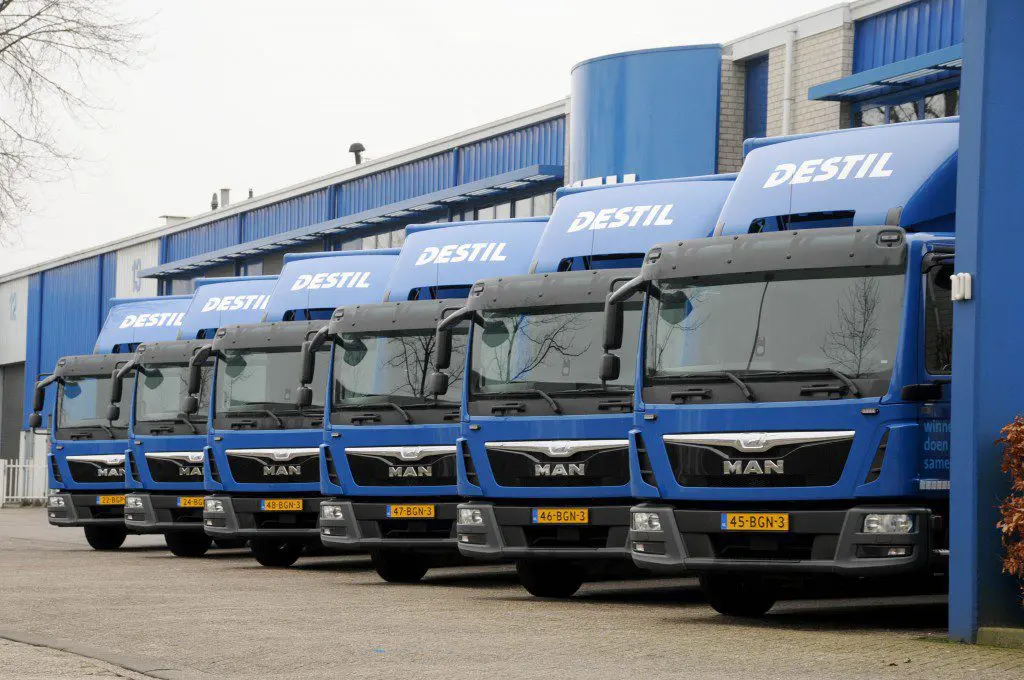 Zes nieuwe MAN’s TGL + drie Crafters voor Destil featured image