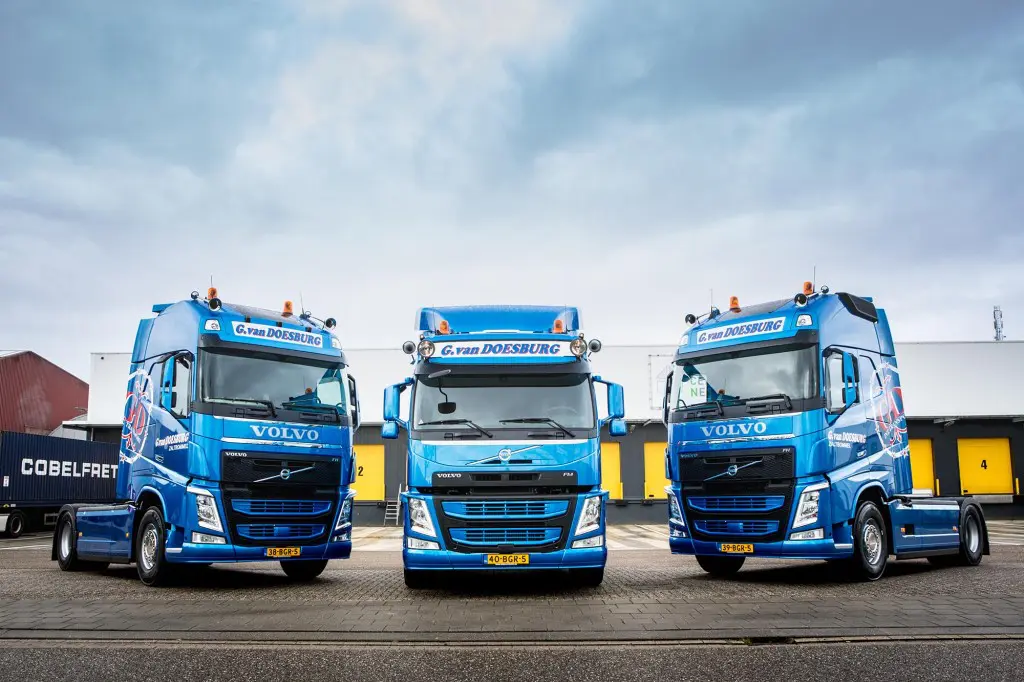 Drie nieuwe Volvo’s voor G. van Doesburg featured image