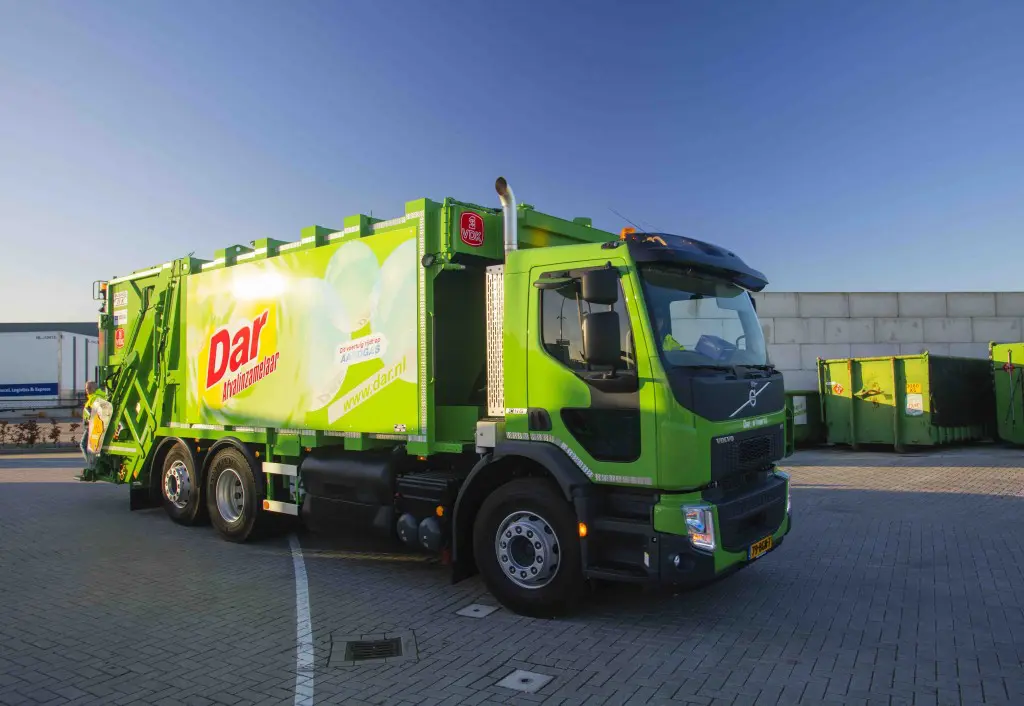 Dar rijdt eerste Volvo FE CNG trucks featured image