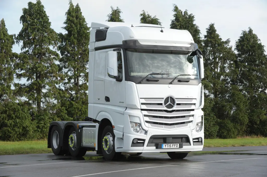 TTMnl2016_1_24_Mercedes_foto (1)