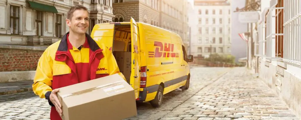 Pakketbezorgers DHL mogen nog maar 23 kilo tillen featured image