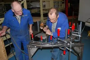 De restauratie was intens. Zo moesten er af en toe zelf mallen worden gemaakt.