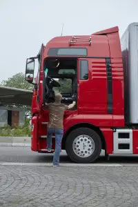 Met vier stappen ben je op de 145 cm hoog gelegen cabinevloer.
