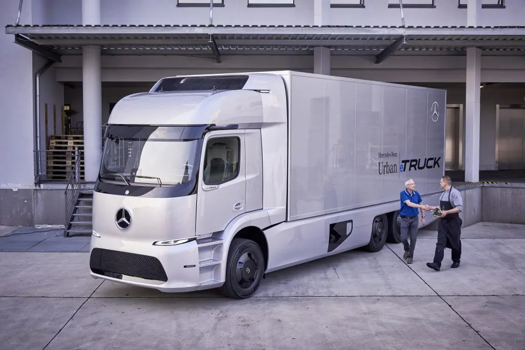 VIDEO – Mercedes start pilot met Urban eTruck featured image