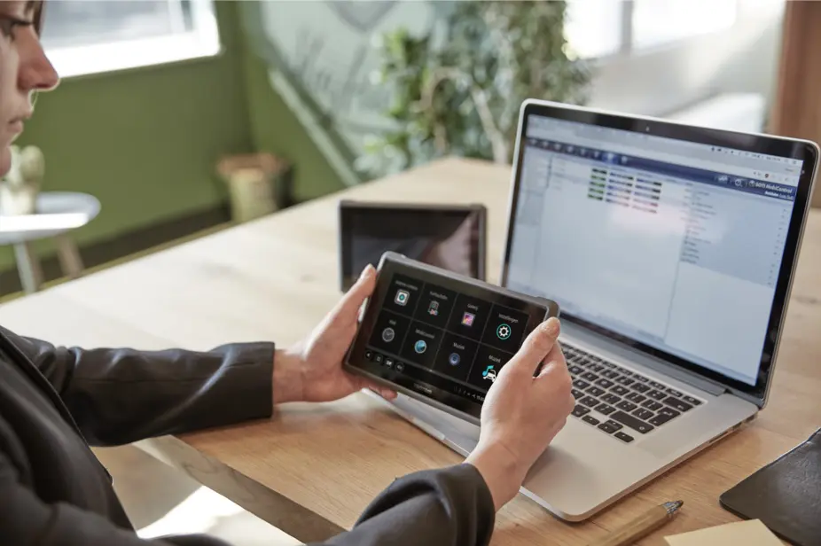 TomTom Telematics gaat samenwerken met SOTI featured image