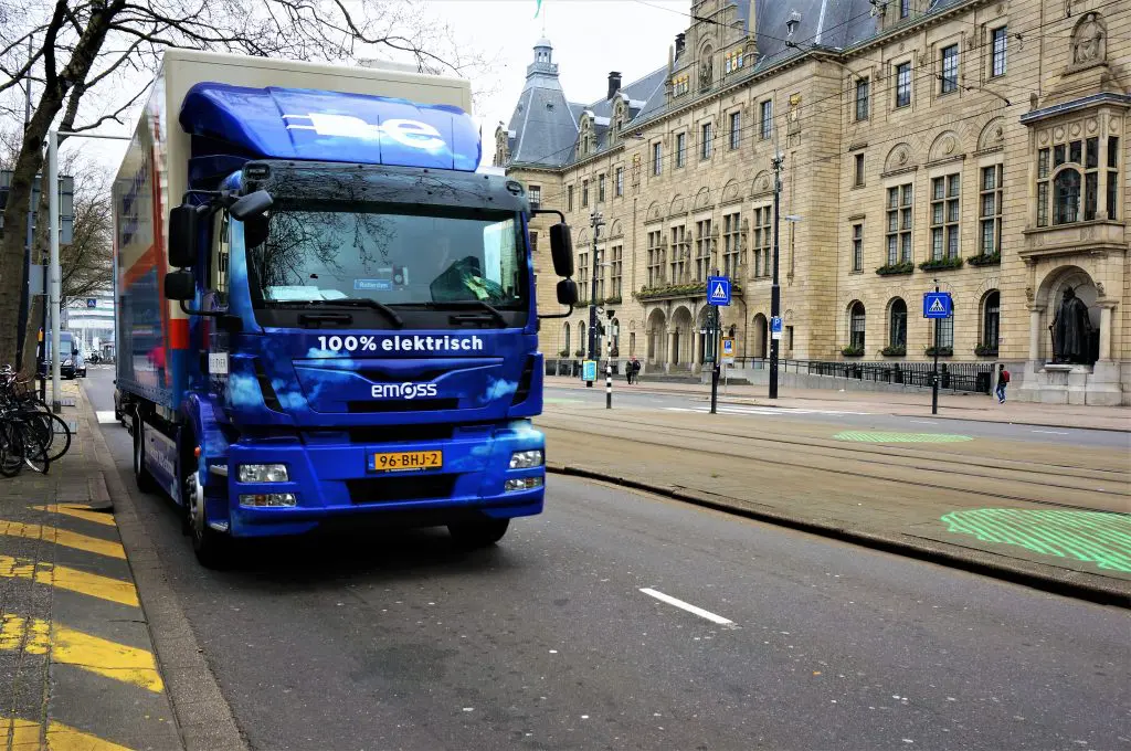 Rij-impressie: Schoon & geruisloos over de Coolsingel featured image