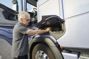 Met een S-cabine krijg je een extra opbergvak aan de buitenzijde.