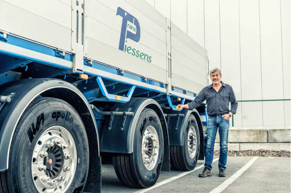 Eerste Apollo truckbanden uit Hongarije afgeleverd featured image