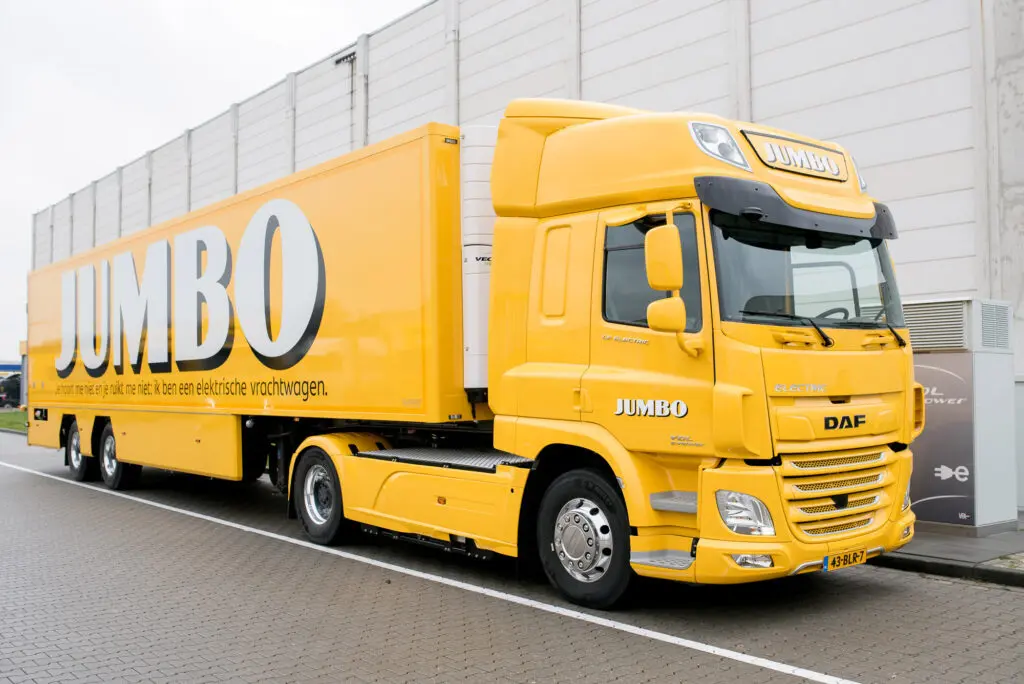 Jumbo start pilot met elektrische DAF CF featured image