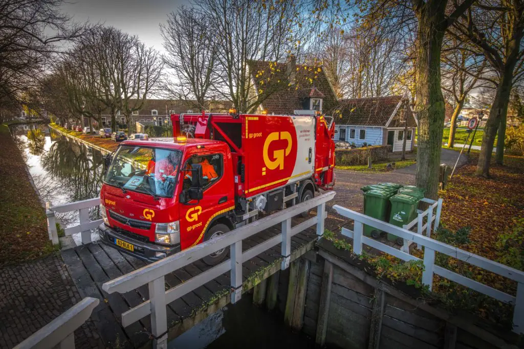 GP Groot heeft Fuso Canter als huisvuilwagen featured image