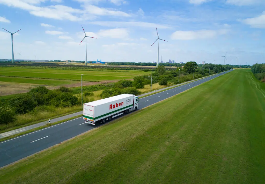 Chauffeurs Raben kijken op Panasonic Toughbook featured image