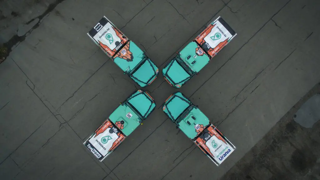 Team de Rooy wil op het podium van Dakar belanden featured image