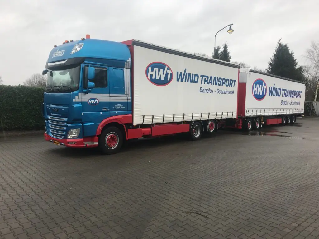 Drie Schmitz Mega’s voor Wind Transport featured image