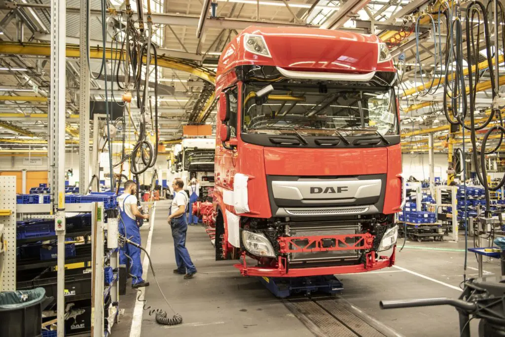 Verrassend: DAF schroeft productie omlaag featured image