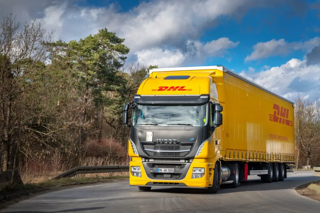 DHL test met Iveco Stralis lowdeck op LNG featured image