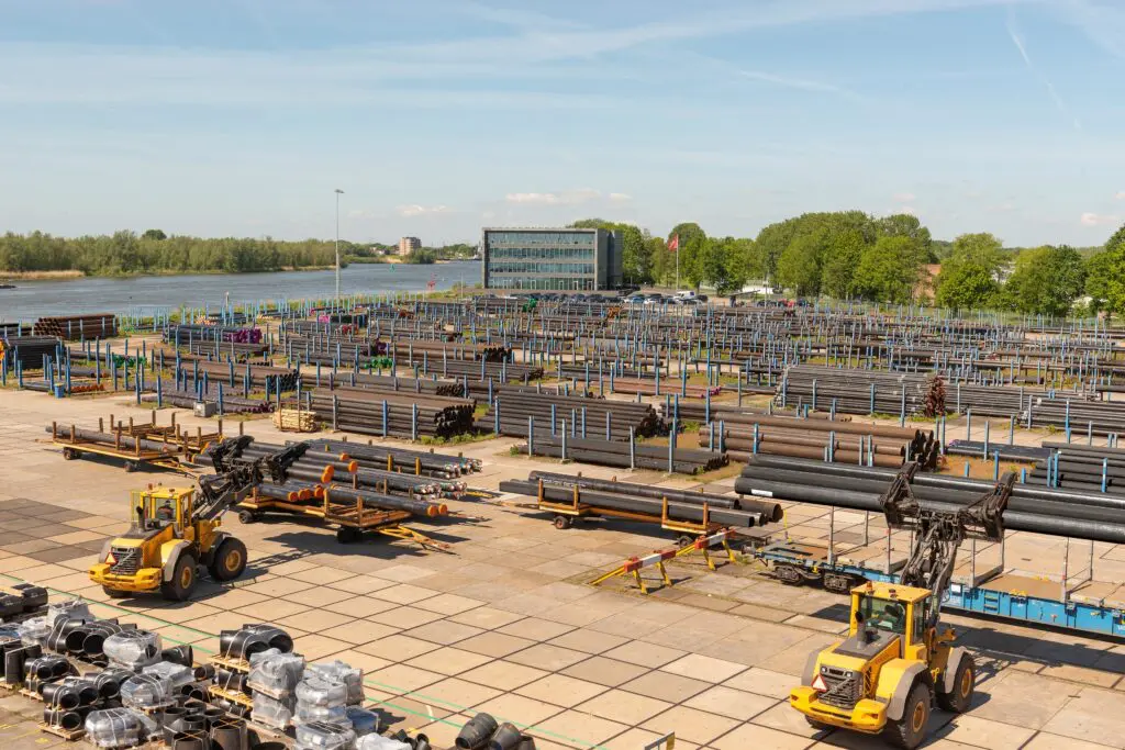 Van Leeuwen Buizen Groep neemt Benteler Distribution over featured image