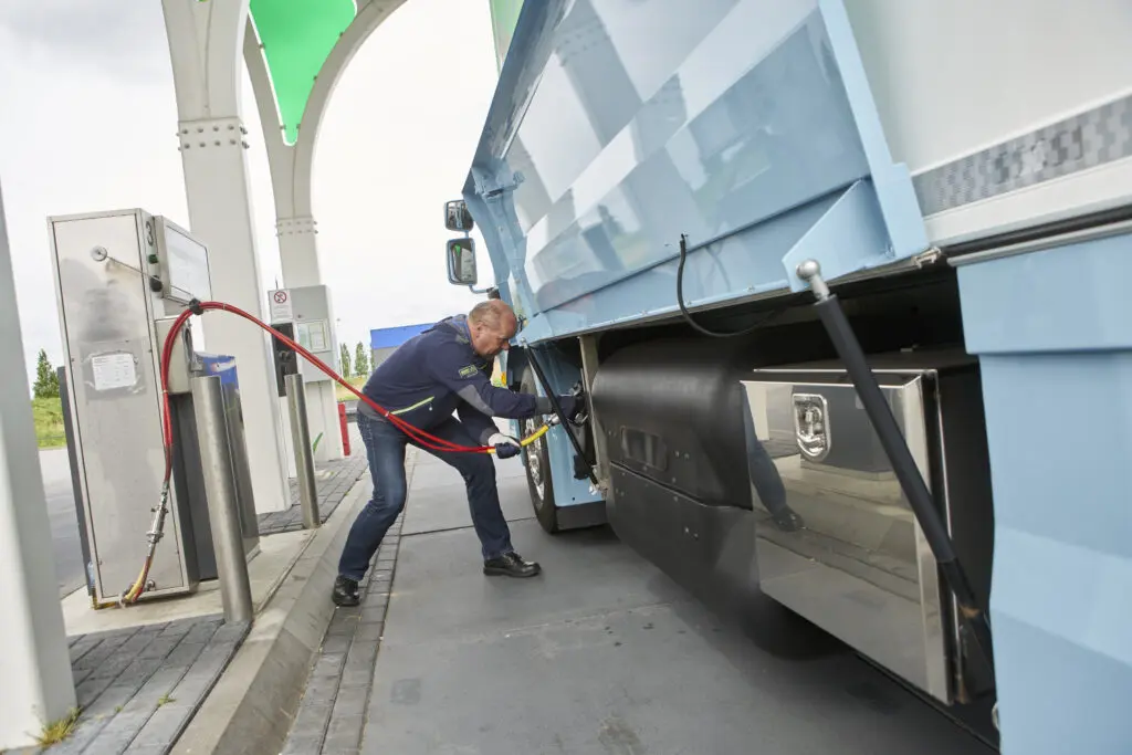 Rabobank: ‘Trucks op aardgas hebben nog altijd lagere TCO dan batterij-elektrische’ featured image