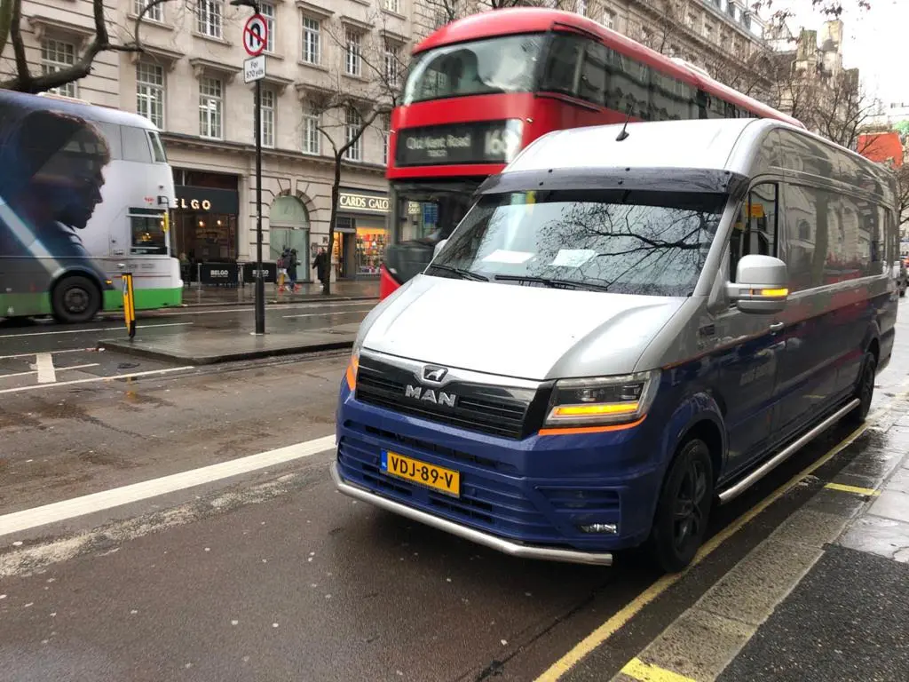 Foto’s: Een MAN TGE voor de lange afstand voor Roadshuttle featured image