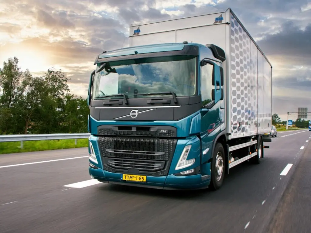 Eerste rit met nieuwe Volvo FM featured image