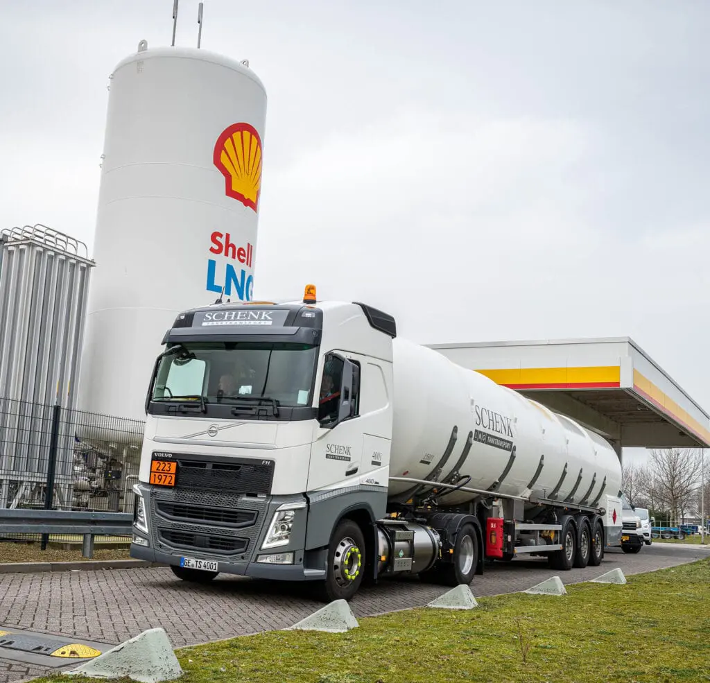 Schenk rijdt LNG met eehhh… LNG featured image