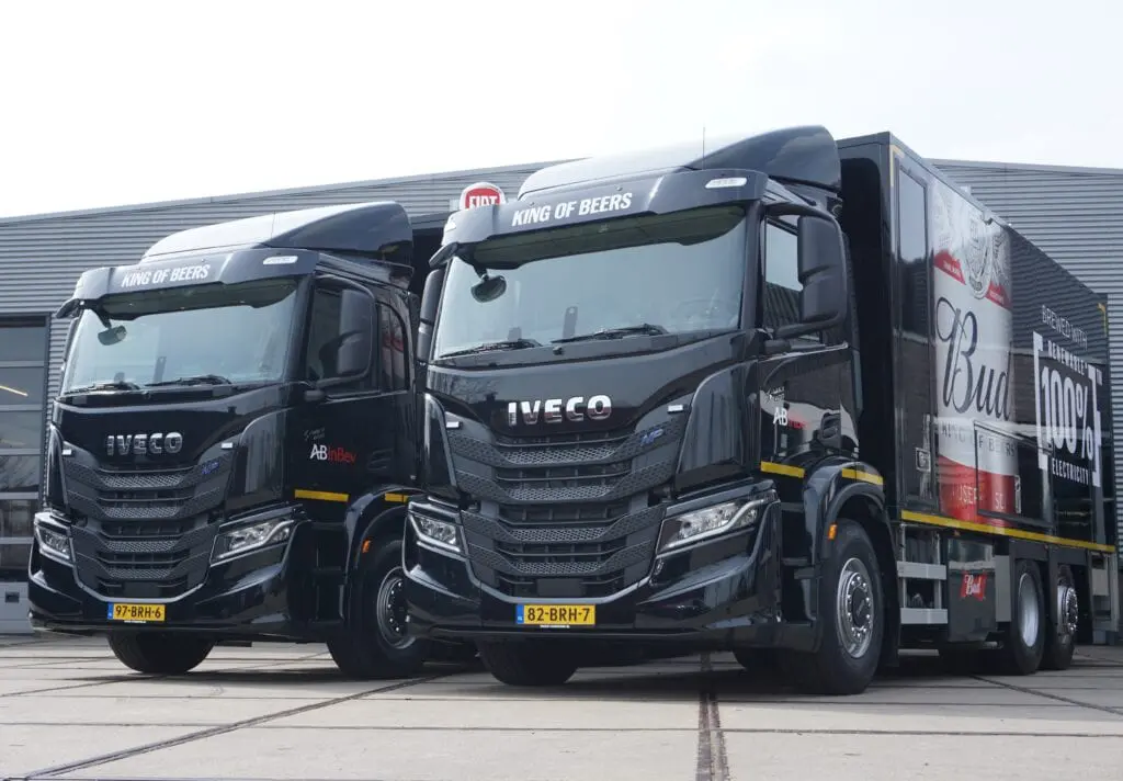 Twee Iveco’s S-Way op LNG èn CNG voor AB InBev featured image