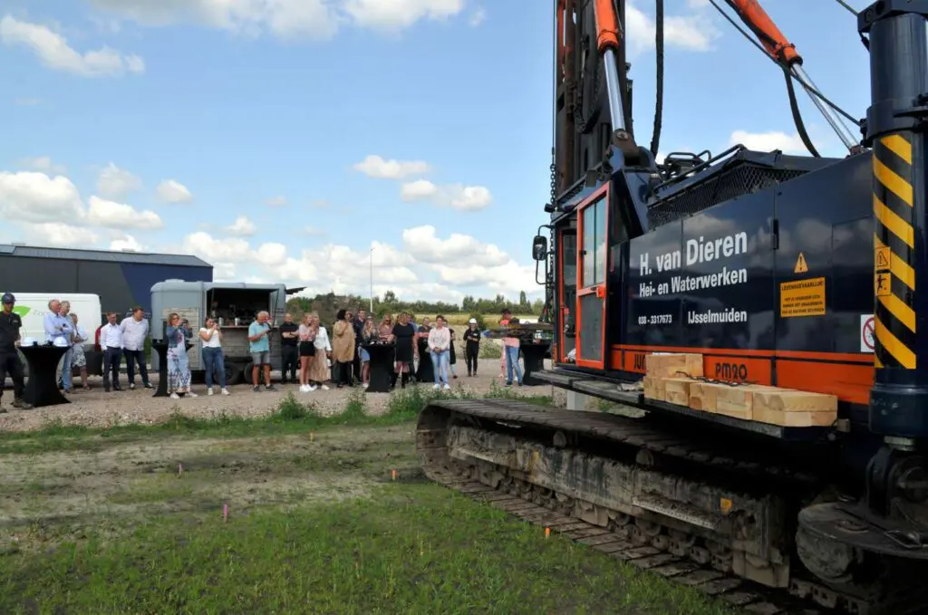 Eerste paal nieuwbouw Hartman Groep featured image