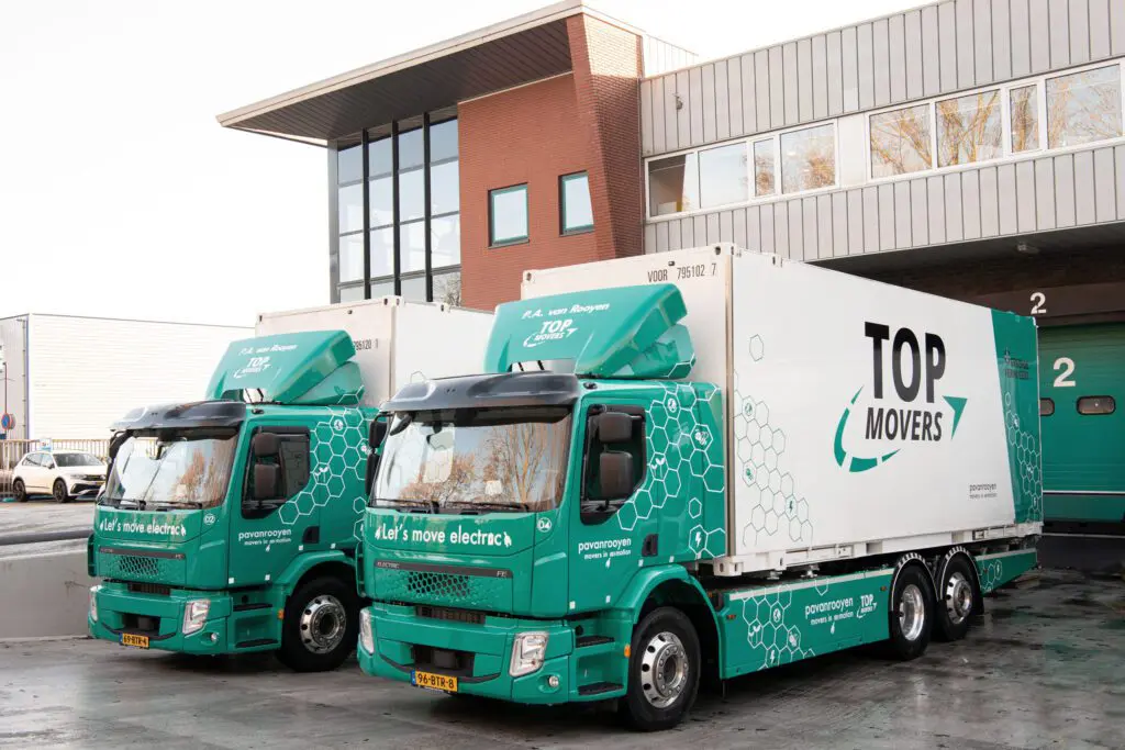 Helemaal hip: verhuizen met twee Volvo’s FE Electric featured image