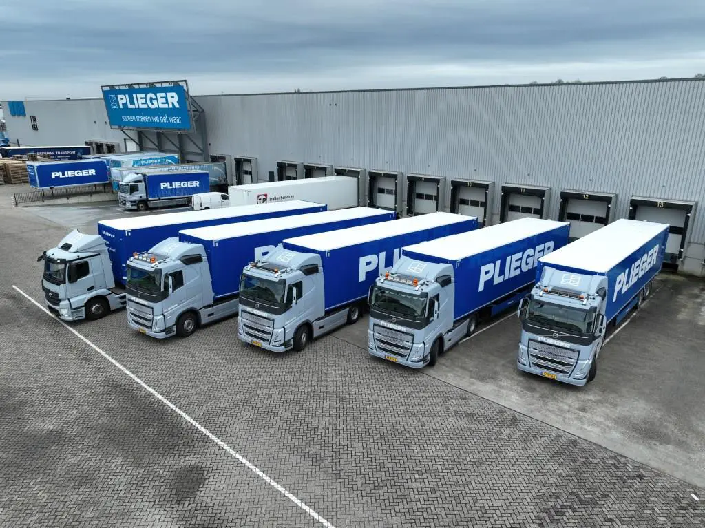 Plieger zet de vloot in het nieuw featured image