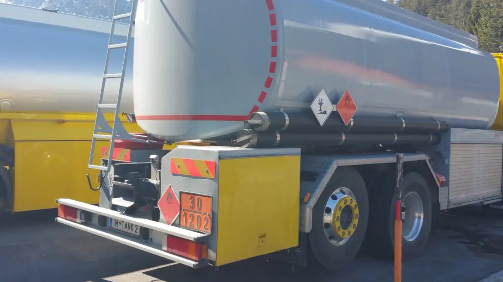 ‘Laden en lossen tankwagens kan beter en veiliger’ featured image