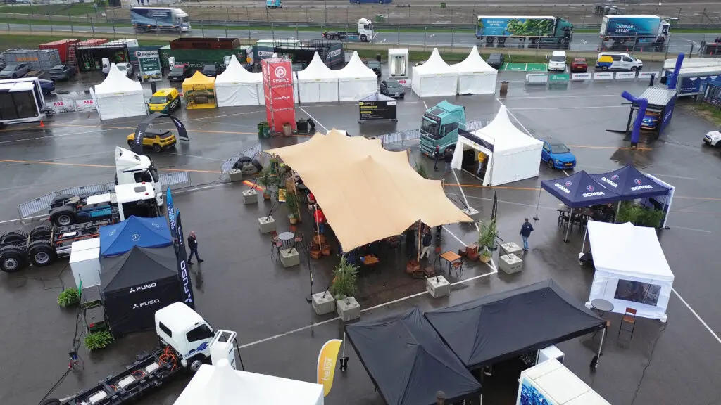 VIDEO – E-Truck Experience 2023: e-trucks en water gaan prima samen! featured image