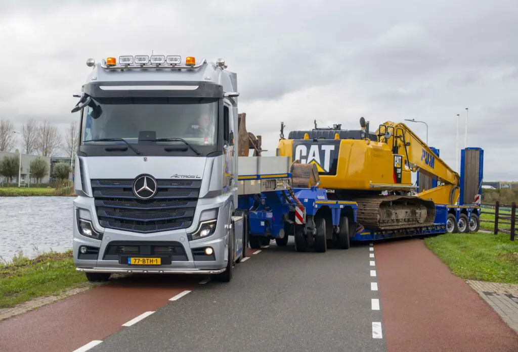 Krachtige Actros L voor PUM featured image
