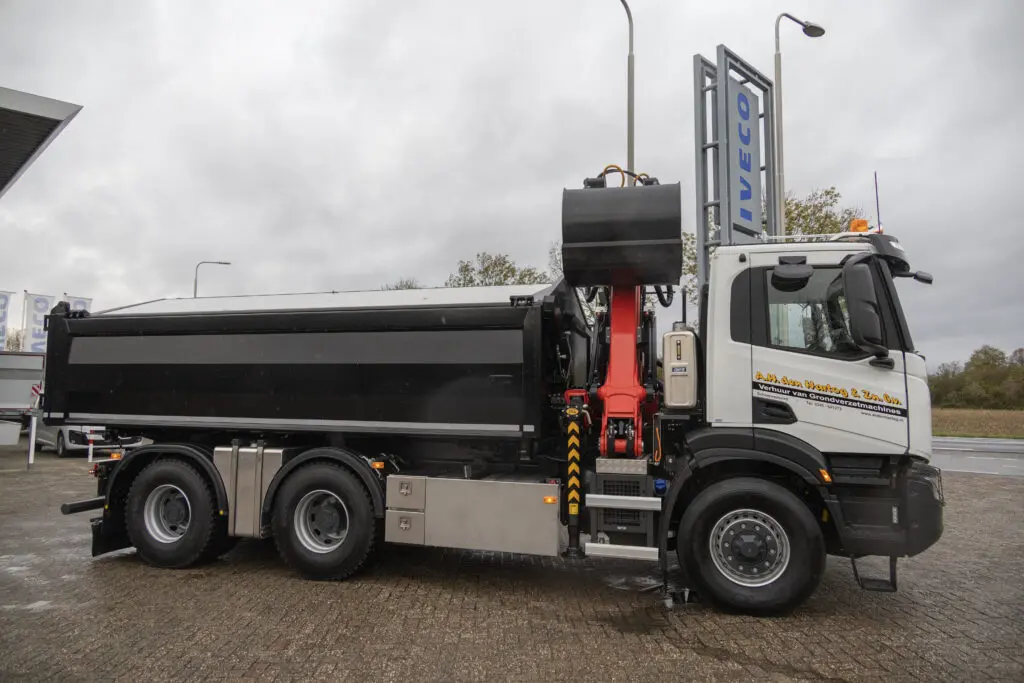 Iveco T-Way met Veldhuizen Hydro WSG Widespread voor AH den Hartog featured image