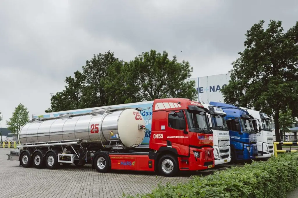 Van den Bosch rijdt elektrische Renault voor Mars featured image