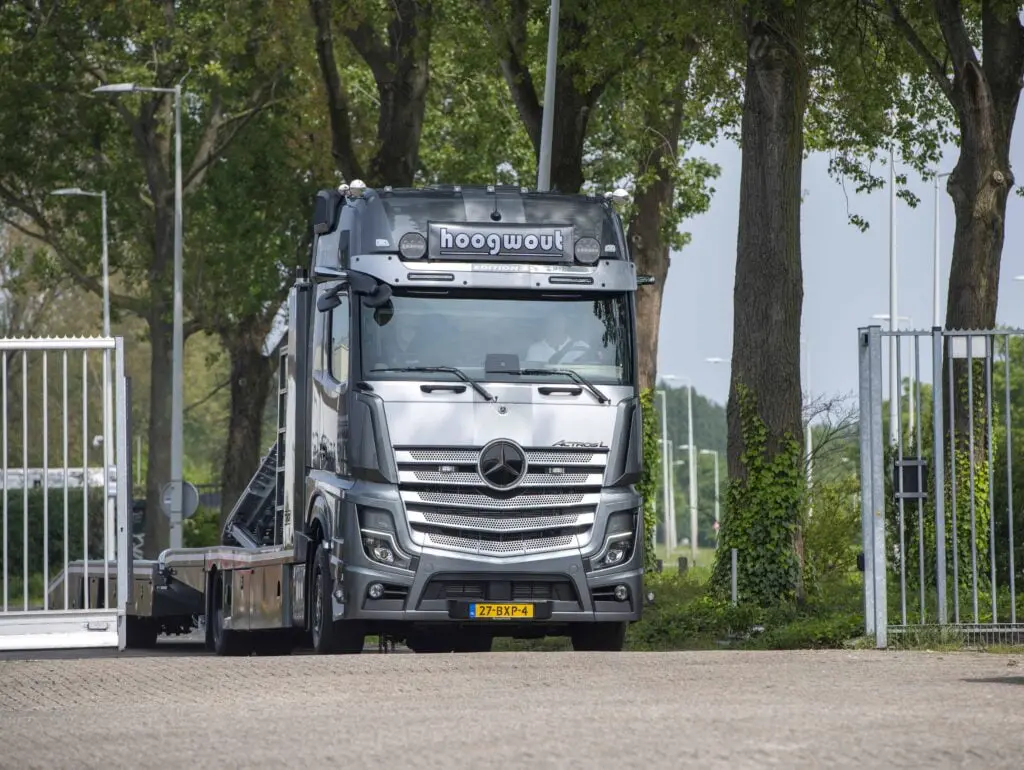 Nieuwe Actros L Edition 3 voor Hoogwout featured image