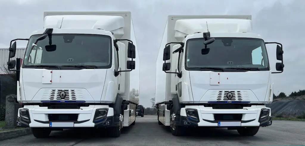 Vier elektrische Renaults voor DB Schenker België featured image