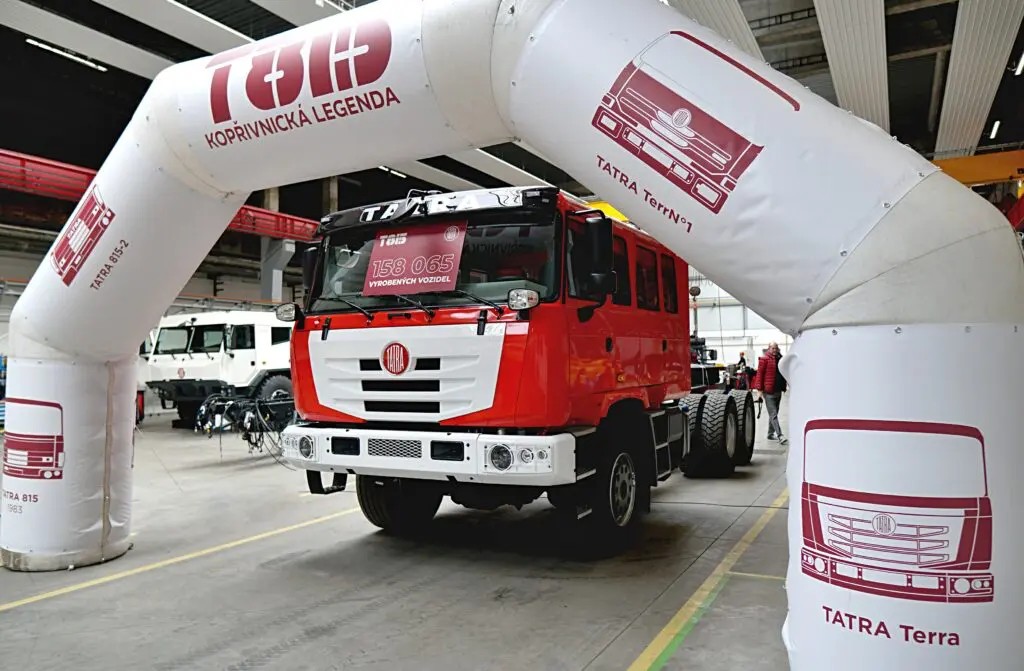 Einde van een tijdperk: de laatste Tatra T 815 rolt van de band featured image