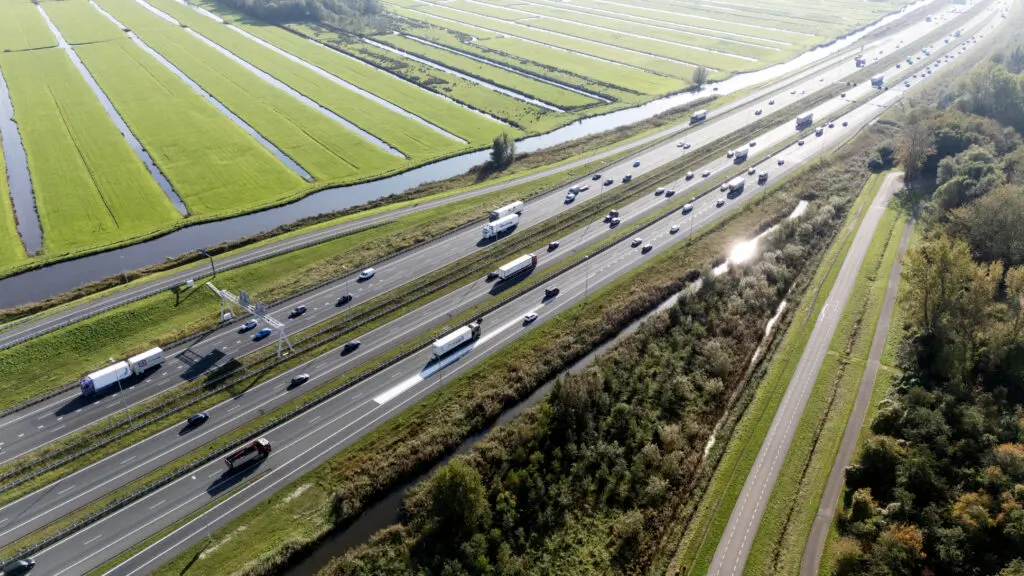 EXPERTBLOG – Bescherm uw marges tegen de Nederlandse vrachtwagenheffing featured image