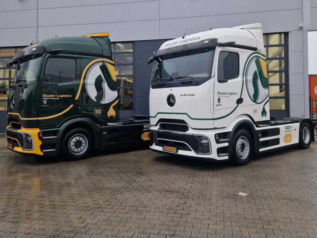 Sluyter Logistics zet twee nieuwe eActros 600 trekkers op de weg voor Scapino en AIC featured image