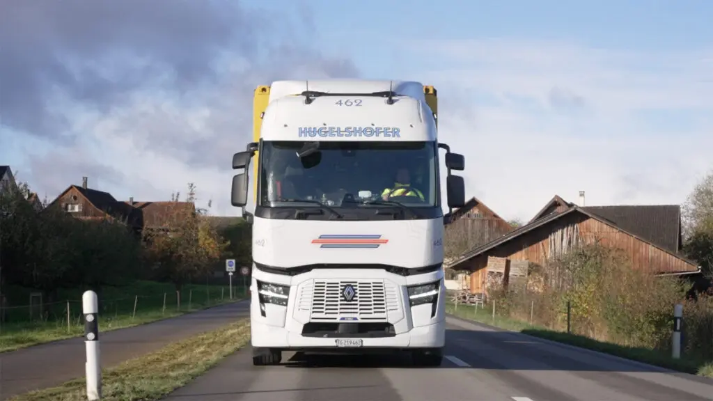 Hugelshofer Logistik rijdt 1000 km in 24 uur met elektrische Renault T featured image