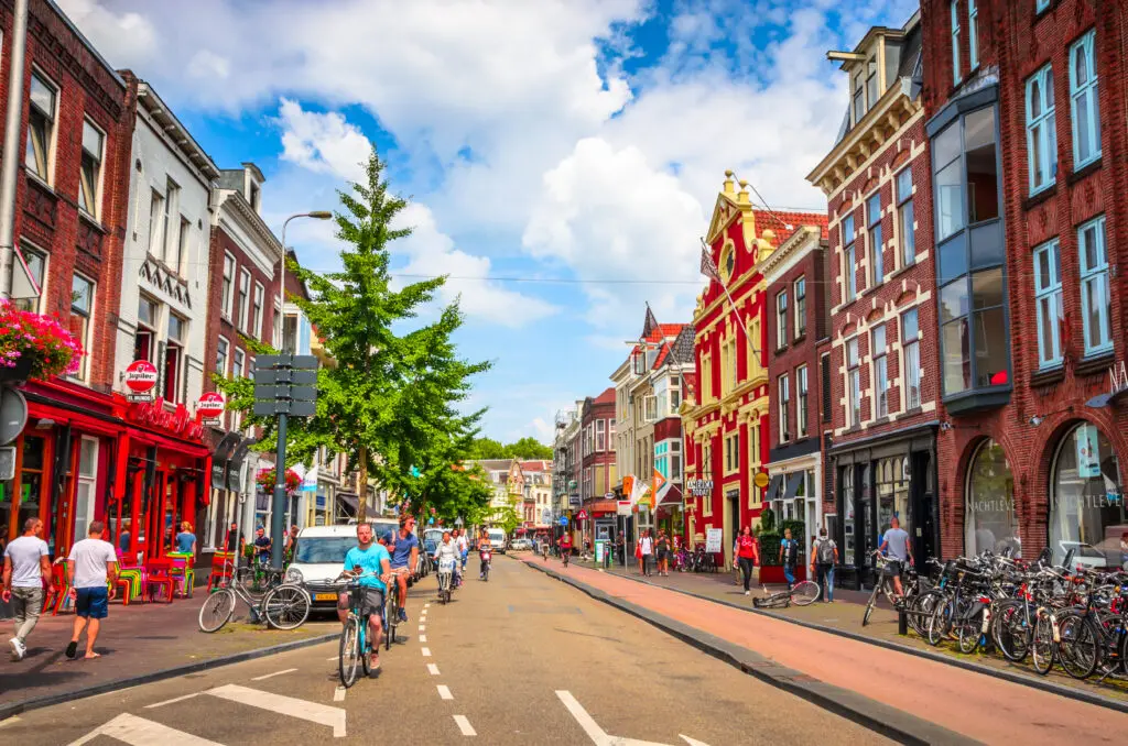 Utrecht wil vrachtauto’s zo veel mogelijk weren uit centrum featured image